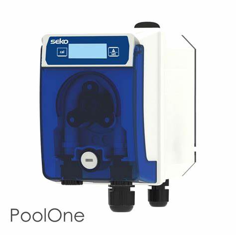 Système de commande numérique PoolOne facile à utiliser avec une pompe doseuse péristaltique et une mesure simple, qui permet un dosage automatique et un ajustement du redox (chlore) pour les piscines.